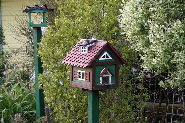 Vogelhäuser im Garten Vogelhäuser im Garten